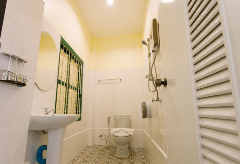 Srisomboon Hostel 14