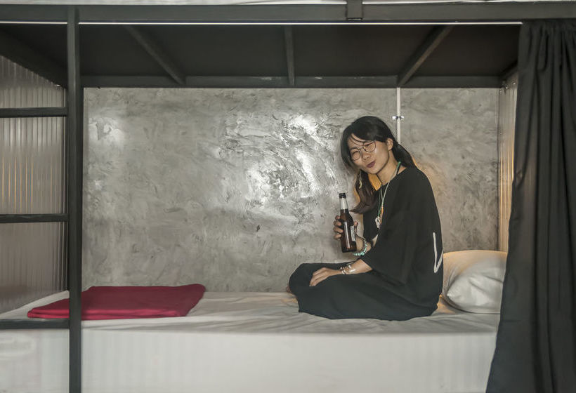 Phanganist Hostel 15