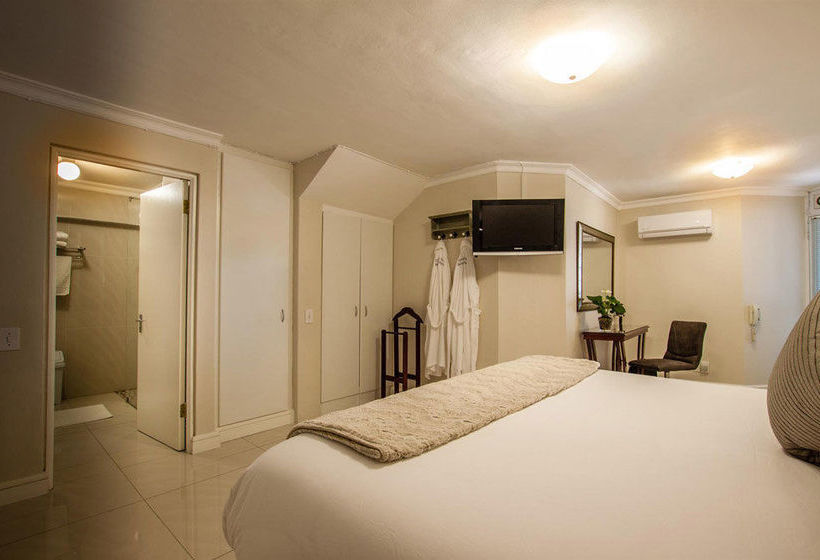 Camps Bay Atlantic Villa 11