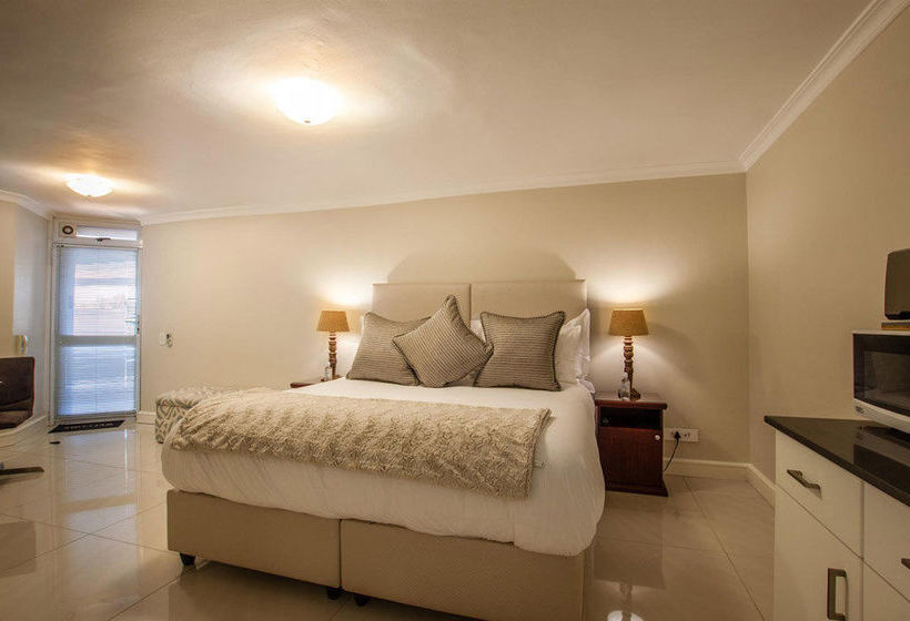 Camps Bay Atlantic Villa 6