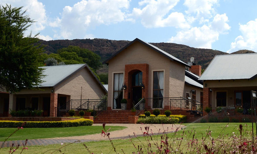 Bed and Breakfast Elegant Manor Rustenburg Guest House Noroeste