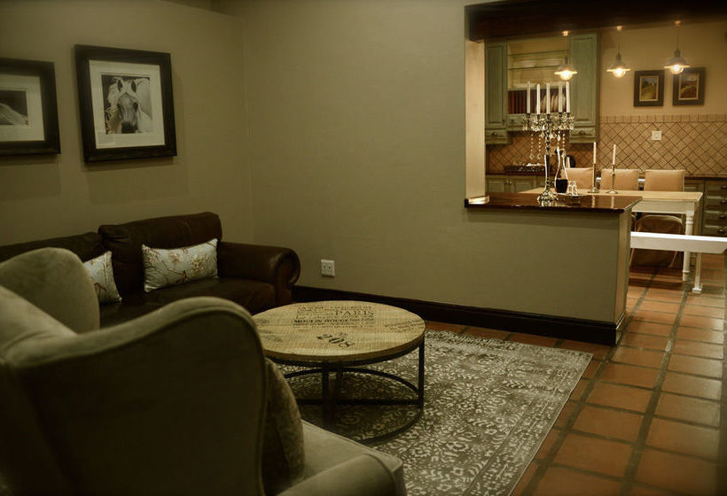 Bed and Breakfast Elegant Manor Rustenburg Guest House 20