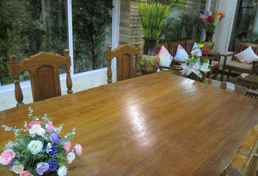 Hotel Baan Rabiang Mai Maesot 12