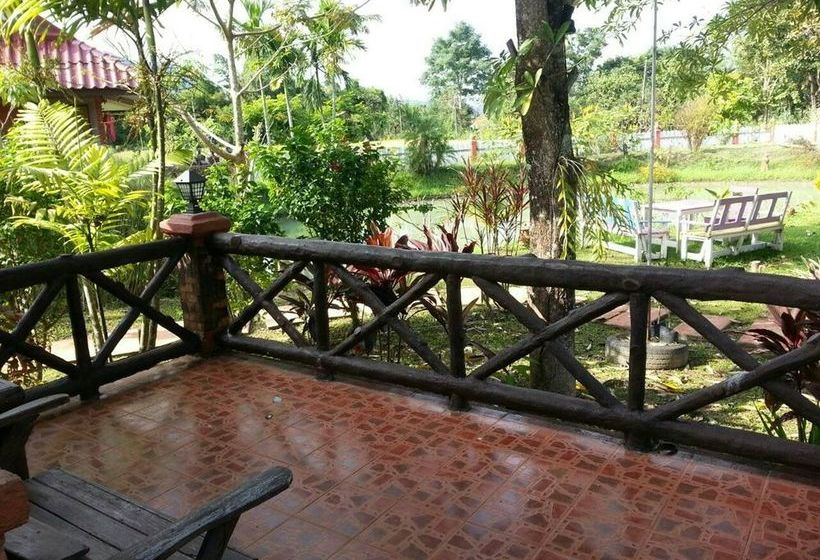 Hotel Maesai Doi View Resort 11