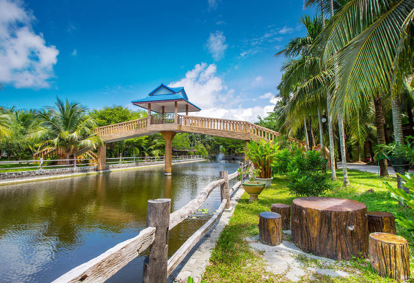 Hotel Coconut Resort 12