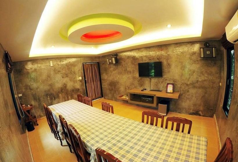 Hotel Coconut Resort 18