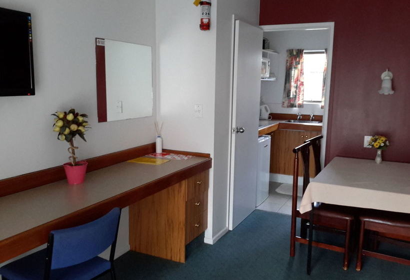 Papakura Pioneer Motor Lodge & Motel 16