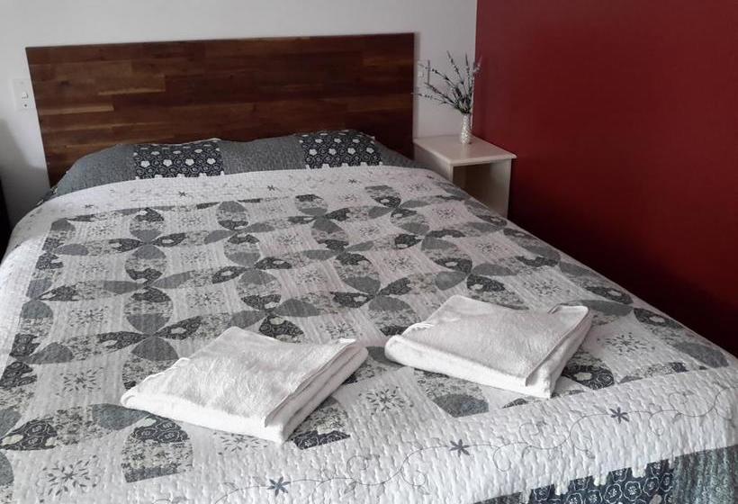 Papakura Pioneer Motor Lodge & Motel 2