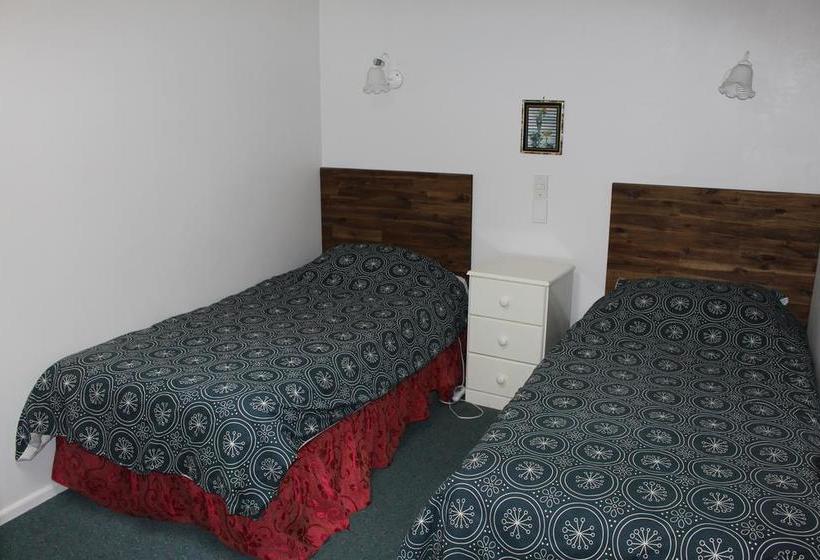 Papakura Pioneer Motor Lodge & Motel 3