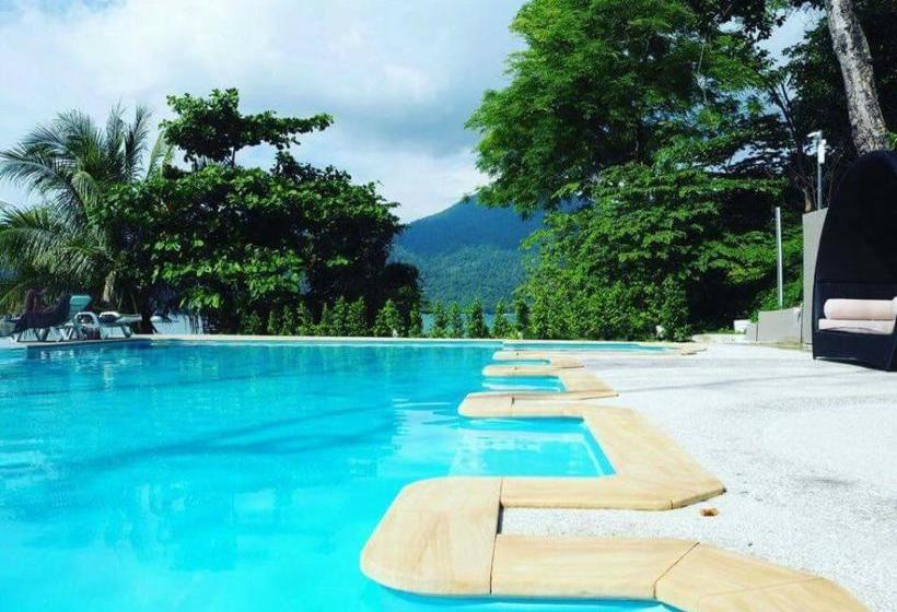 Hotel Asara Private Beach Resort 11