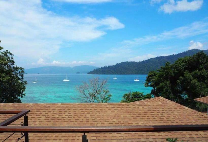 Hotel Asara Private Beach Resort 20