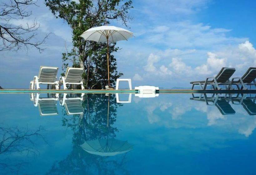 Hotel Asara Private Beach Resort 5