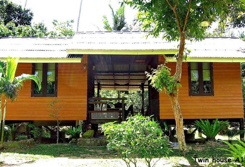 Pension Baan Bua Cottage 11