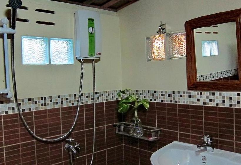 Pension Baan Bua Cottage 16