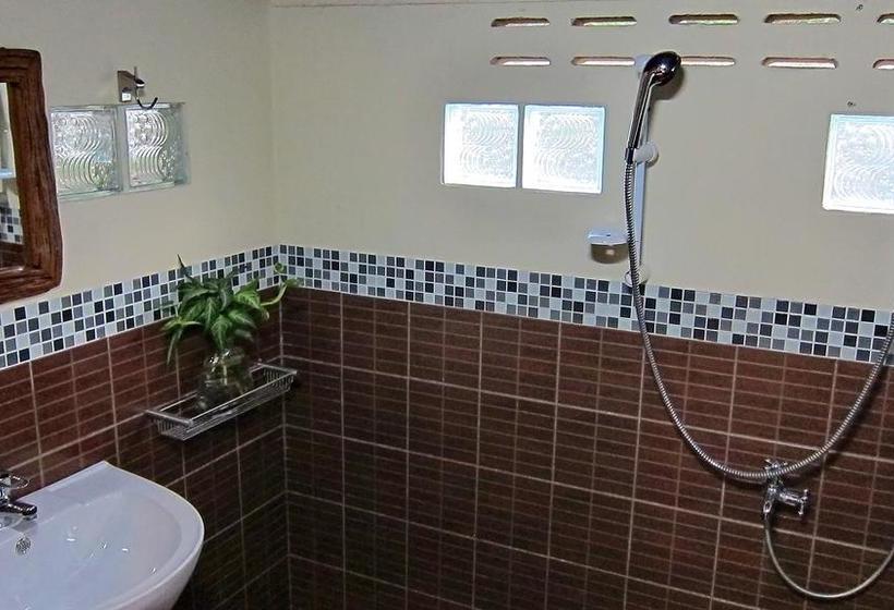 Pension Baan Bua Cottage 19