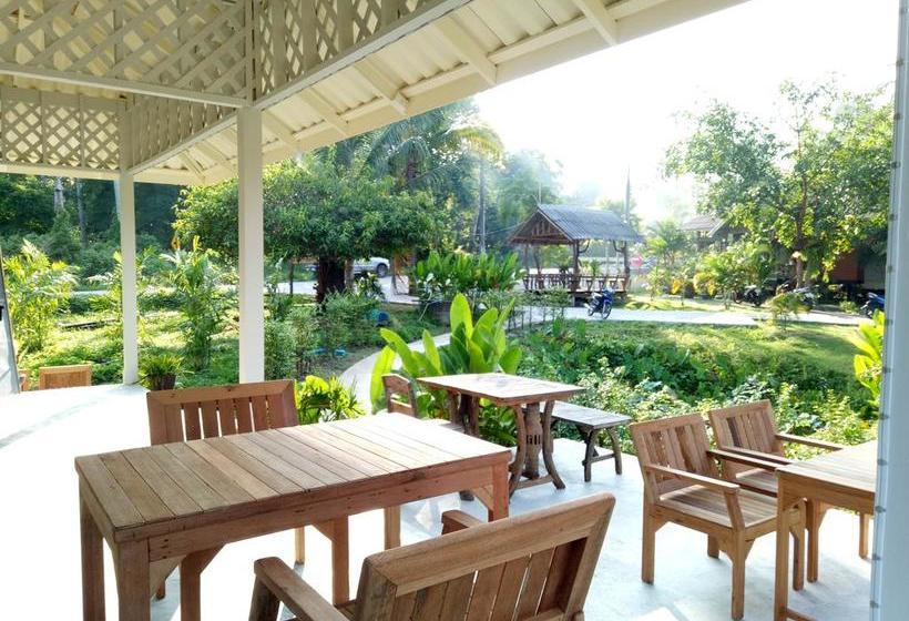 Pension Baan Bua Cottage 4