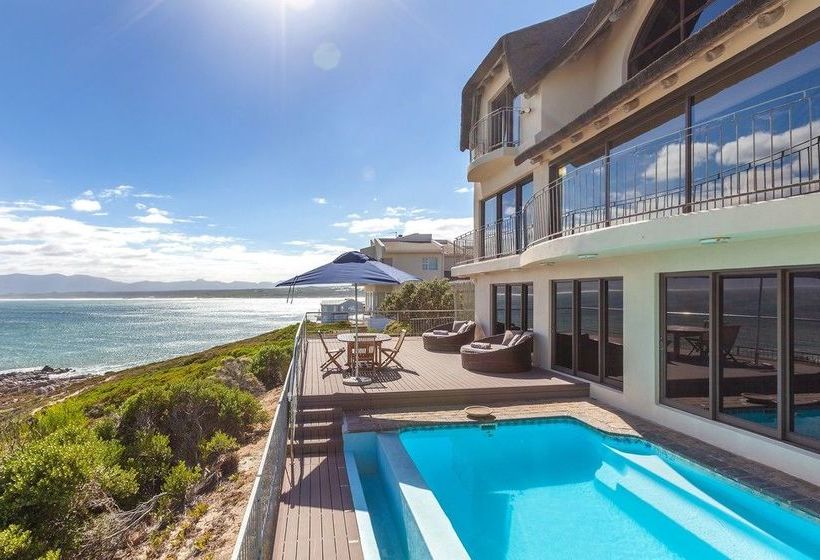 Whale Huys Luxury Oceanfront Villa 11