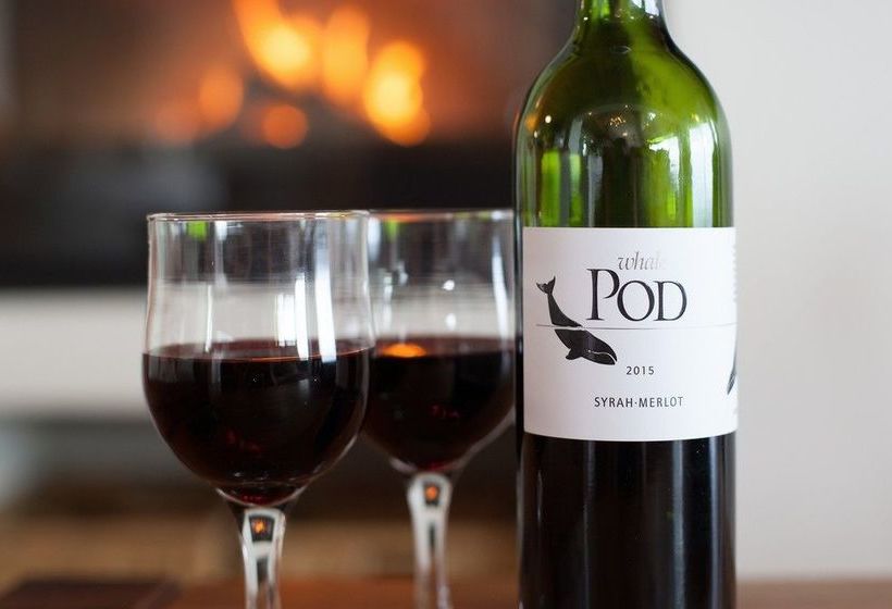 Whale Huys Luxury Oceanfront Villa 15