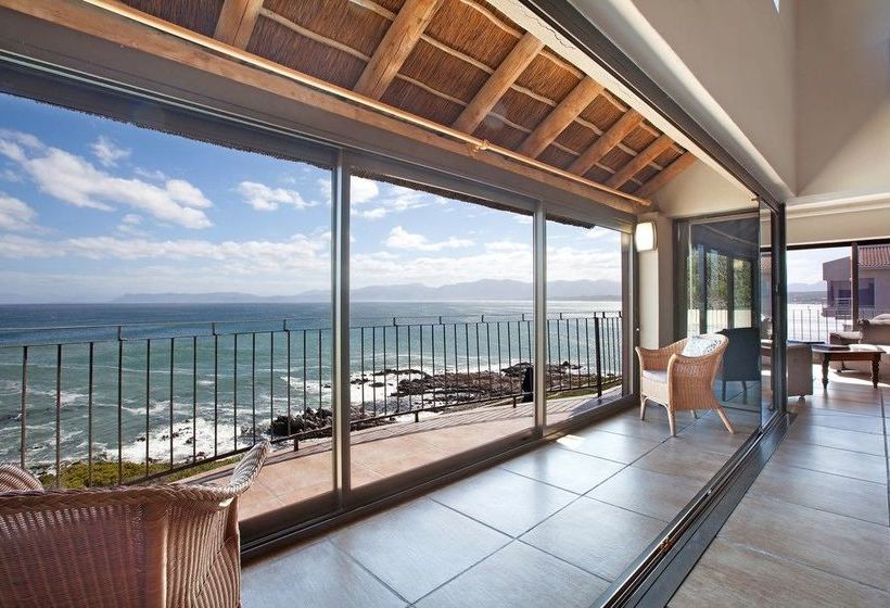 Whale Huys Luxury Oceanfront Villa 7