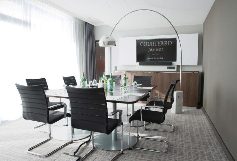 Hotel Courtyard By Marriott Wolfsburg 12