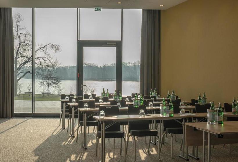 Hotel Courtyard By Marriott Wolfsburg 18