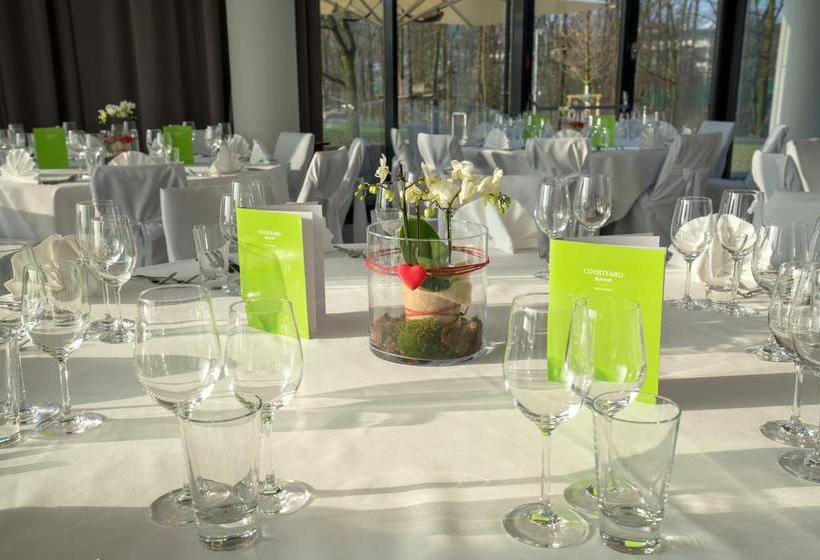 Hotel Courtyard By Marriott Wolfsburg 19