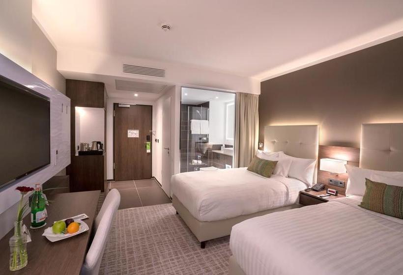 Hotel Courtyard By Marriott Wolfsburg 8