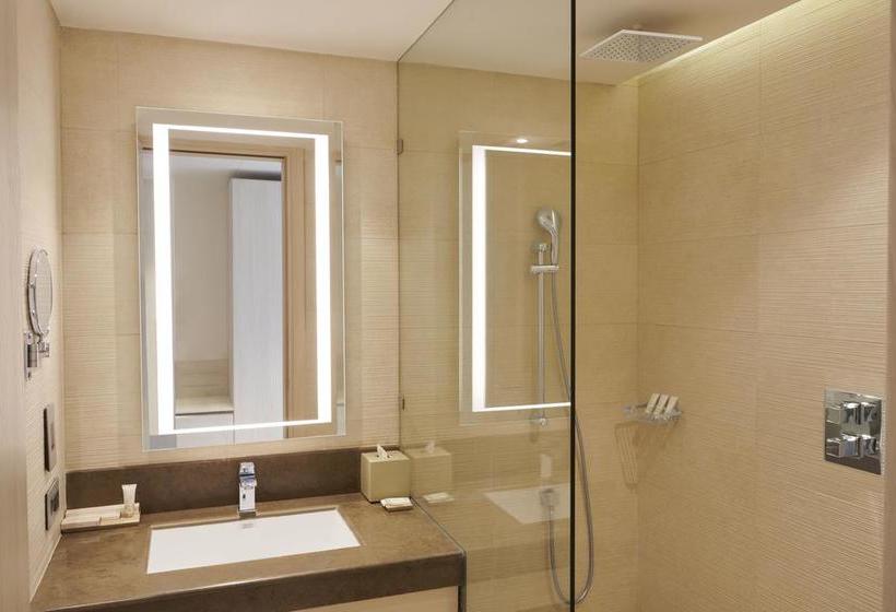 Hotel Hilton Garden Inn Lucknow 11