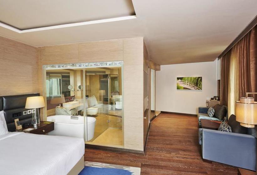 Hotel Hilton Garden Inn Lucknow 13