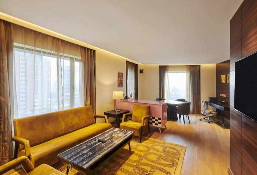 Hotel Hilton Garden Inn Lucknow 16