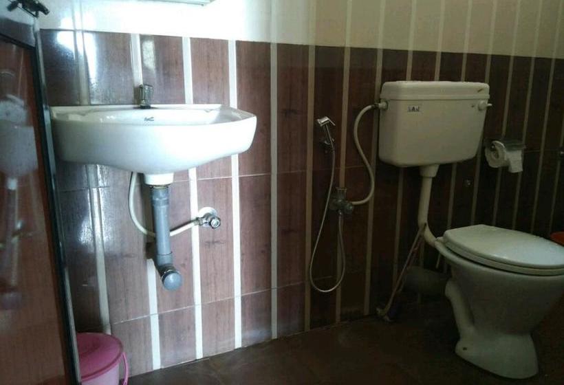 Hotel Yellow House 1