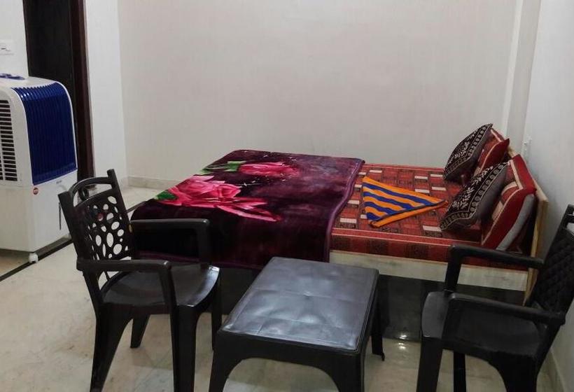 Hotel Munee Baba & Cafe 6