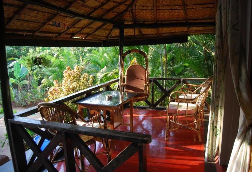 Resort April 20 By The Beach 14