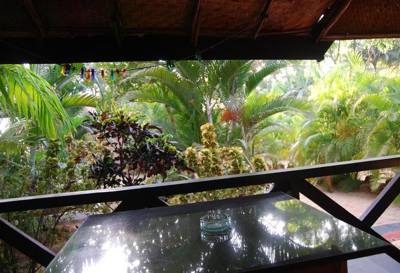 Resort April 20 By The Beach 16