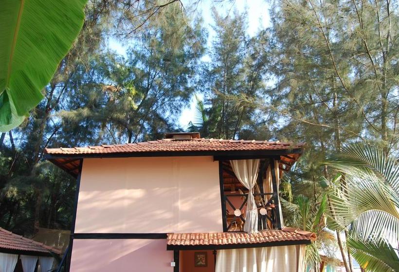 Resort April 20 By The Beach 17