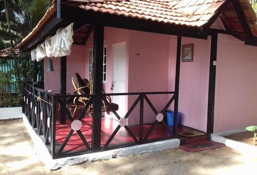 Resort April 20 By The Beach 8