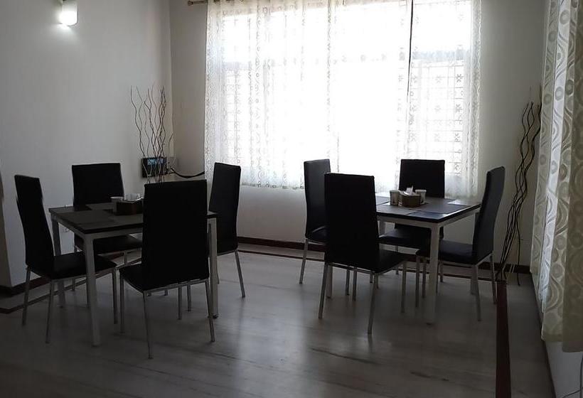 Bed and Breakfast Burwood Suites 2