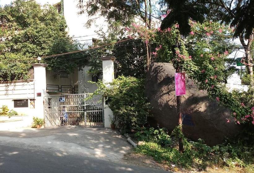 Bed and Breakfast Burwood Suites 5