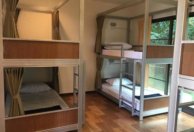 Hostel Sleep Soundly By The Sea 2