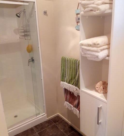 Bed and Breakfast Dream Escape For 2 7