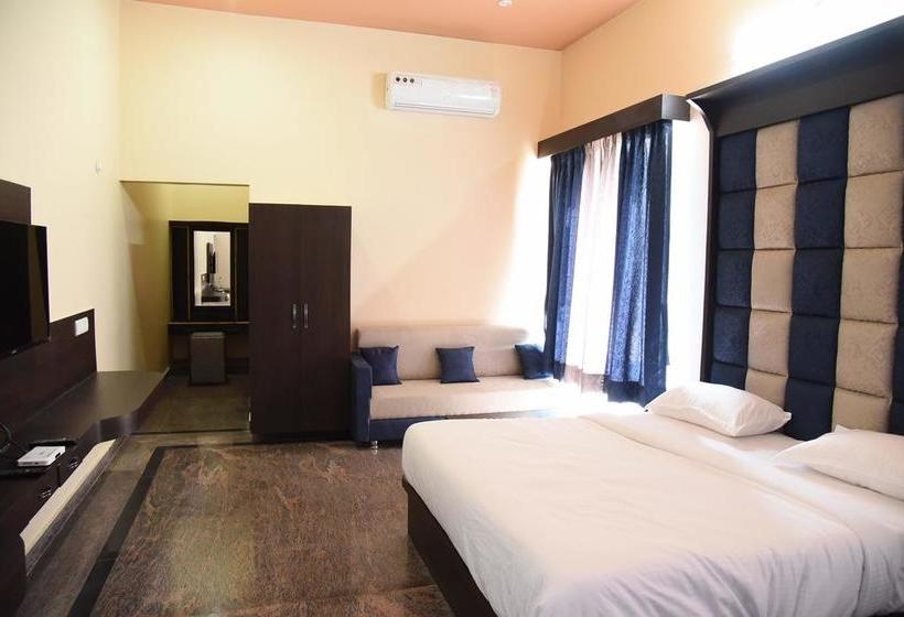 Chitrakoot Garden And Resorts 1