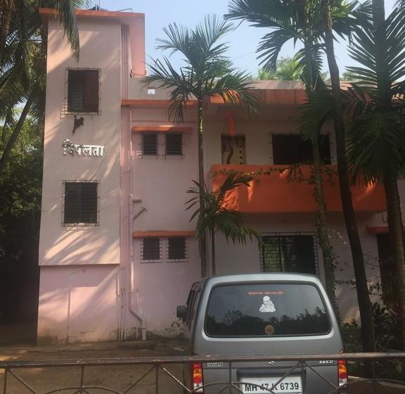 Bed and Breakfast Deeplata Nivas Nyahari 2