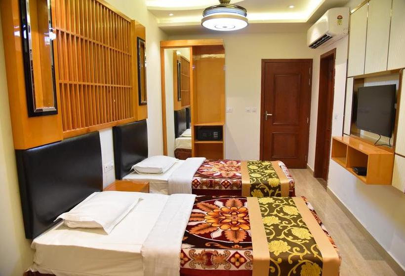 Hotel New Anand Palace 1