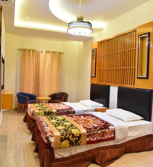 Hotel New Anand Palace 11