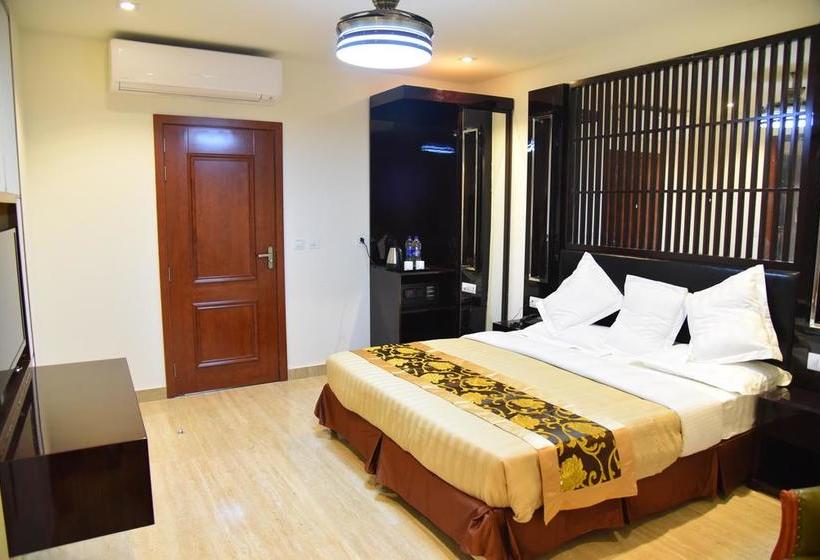 Hotel New Anand Palace 6