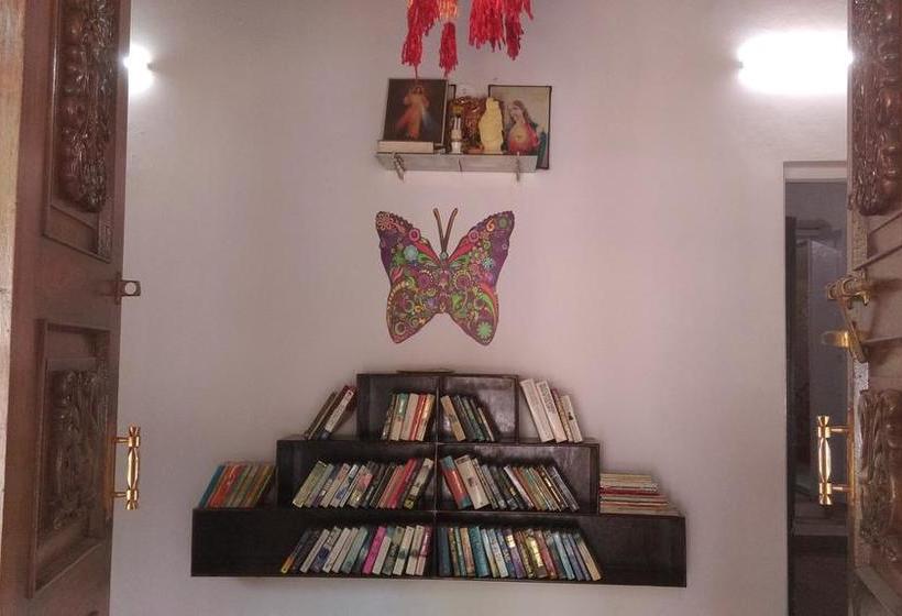 Hospedaria Goa Dorms