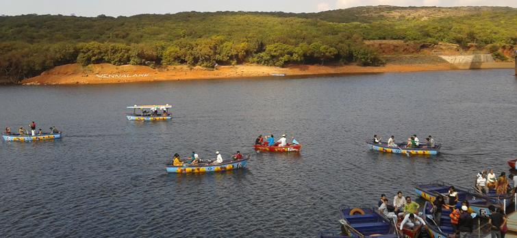 Hotel Paras Dhom Lake Homes 16