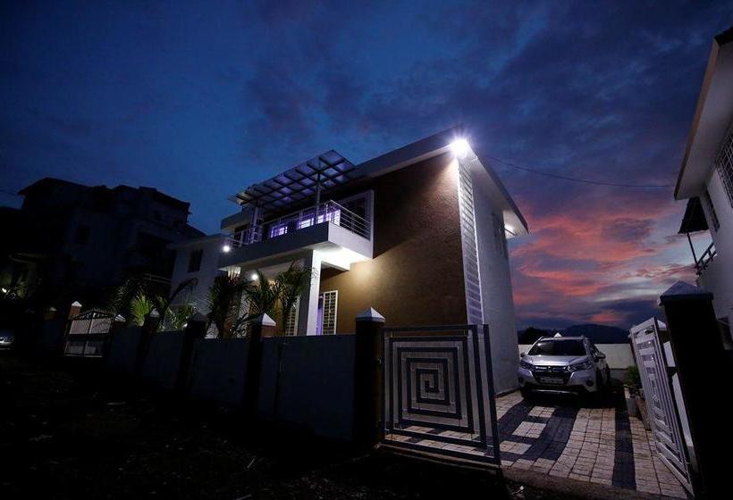 Hotel Paras Dhom Lake Homes 2