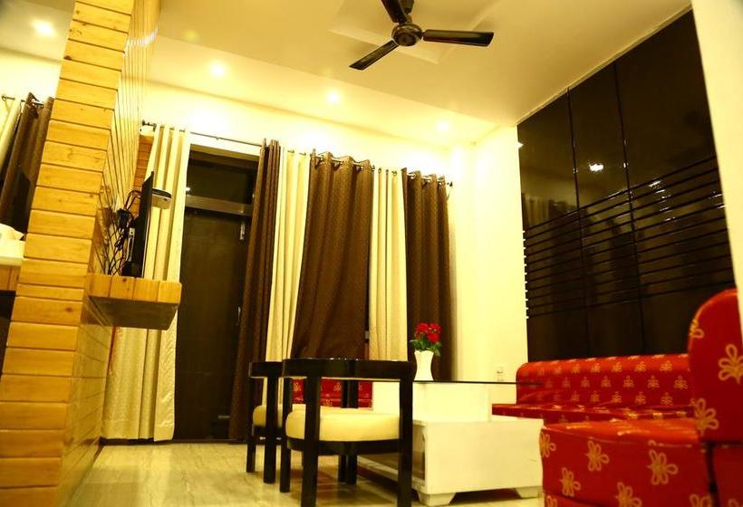 Resort Pine Queen Marketed By Petals Hotels 11