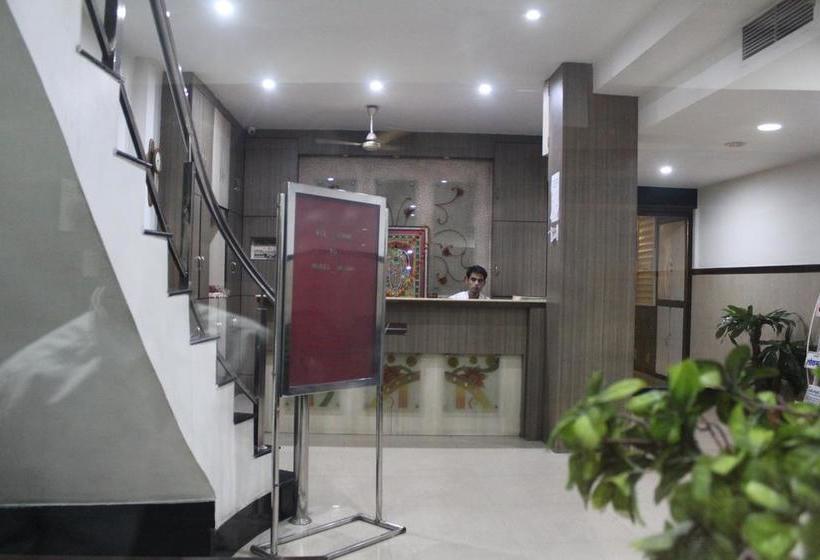 Hotel Avadh 4